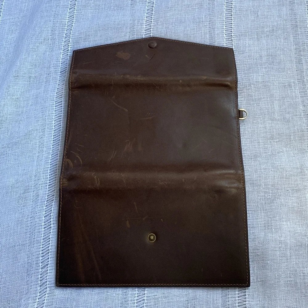 It’s Life RFID NWOT vintage look genuine leather wallet.